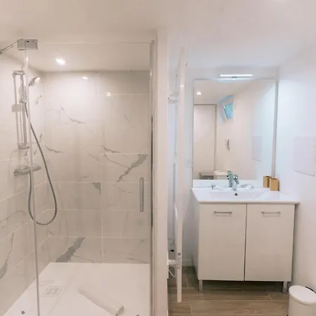 Fishermen's House In The Center And Near The Casa de Férias