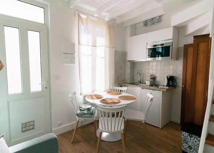 Fishermen's House In The Center And Near The 度假居 *